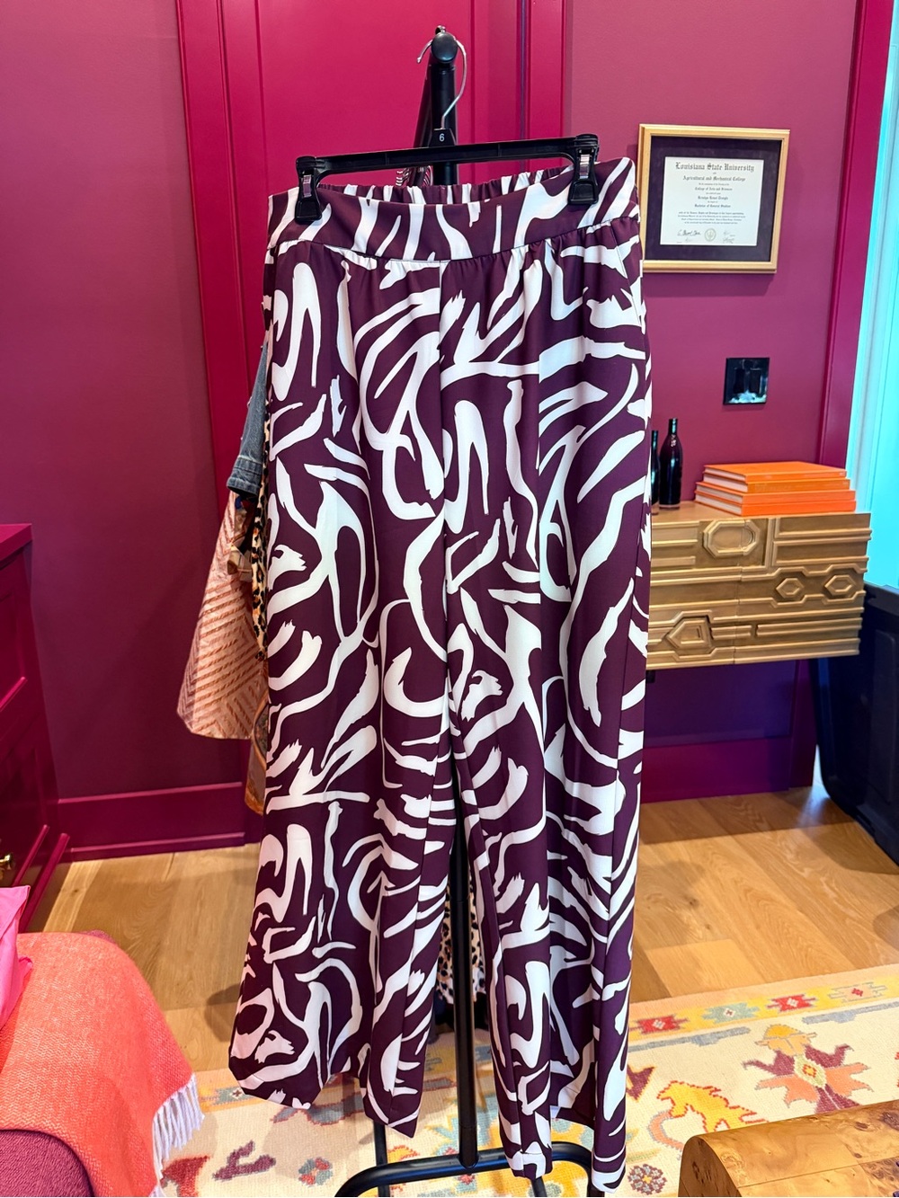 Women's Wide-Leg Printed pants — deep plum/purple & White